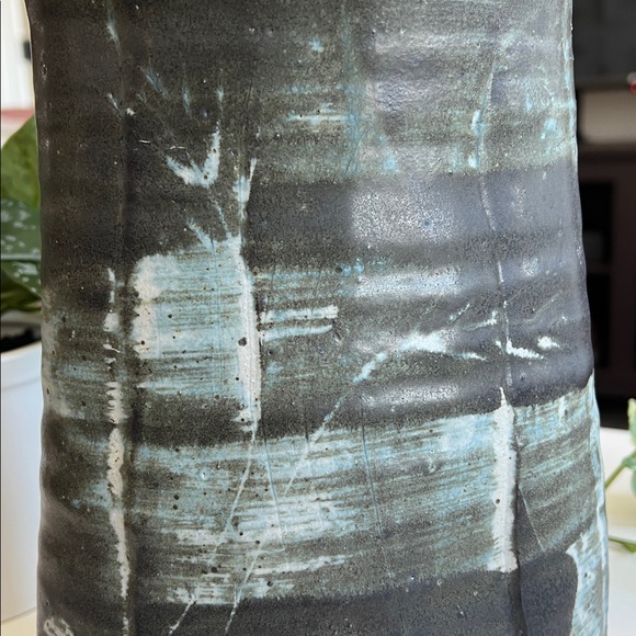 Vintage Handmade Pottery Vase Decor - Picture 5 of 17